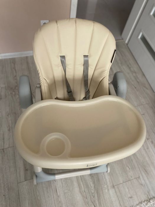 Стол за хранене