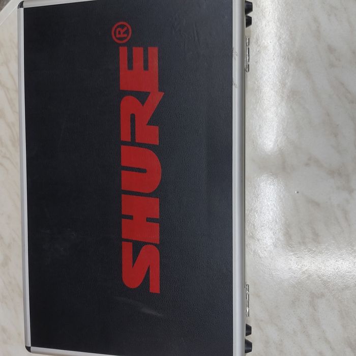 Музыкальное оборудование