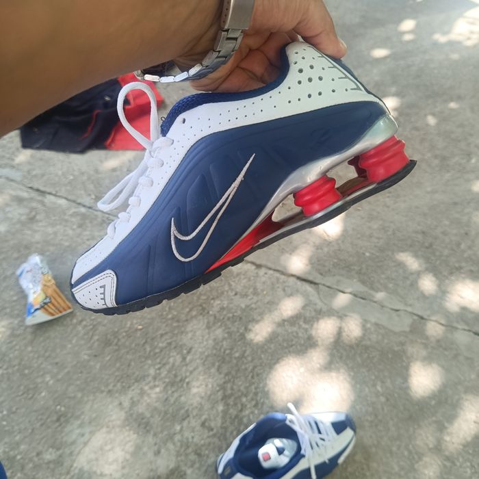Обувки Nike Shox R4