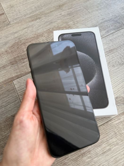 iPhone 15 Pro Max 256 GB – Stare impecabilă!