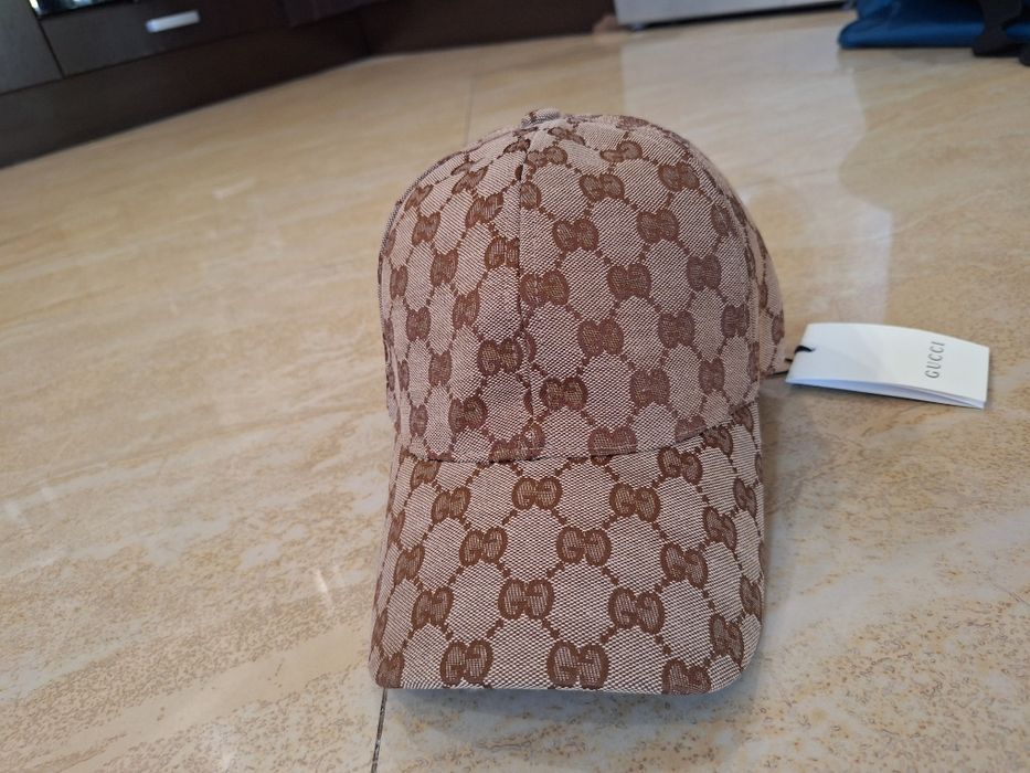 Шапка с козирка  Gucci