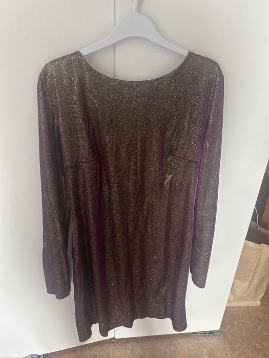 Продам платье с открытой спиной