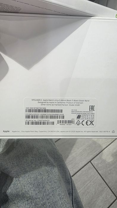 Apple Watch Ultra 3 GPS + Cellular 49mm Black Titanium