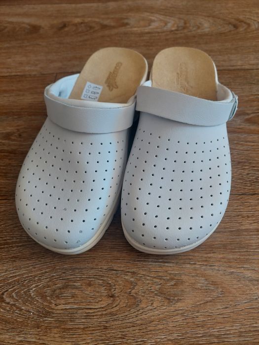 Медицински чехли 40 н.