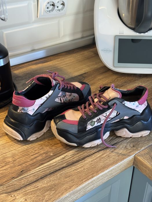 MUSETTE Sneakersi