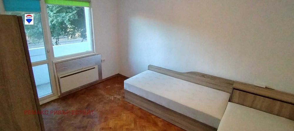 Дава се под наем Тристаен апартамент в Русе, Здравец - 72 кв.м за 331.5 € - Снимка #9