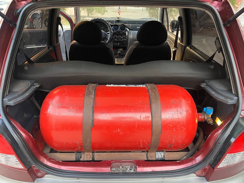 Матиз 2009 год с метан и бензиним