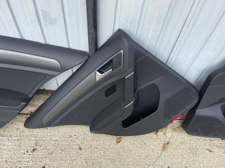 Fete usi fata / spate vw Golf7