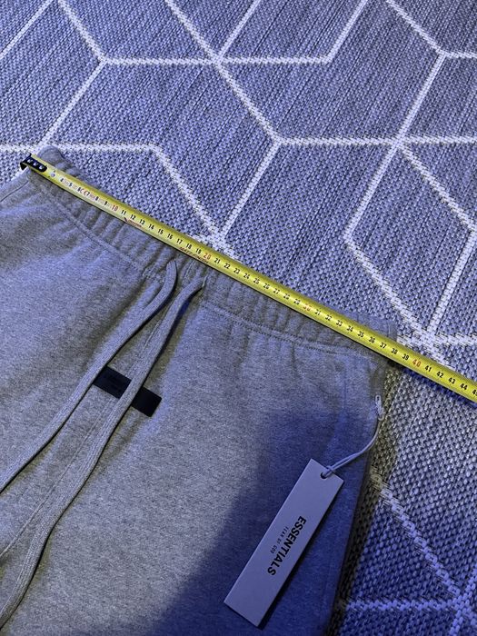 Pantaloni Essentials Fear of God - Gri