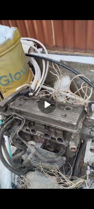 Продам мотор Карина Е.