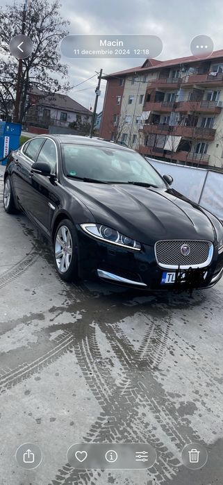 Mașina la vânzare
