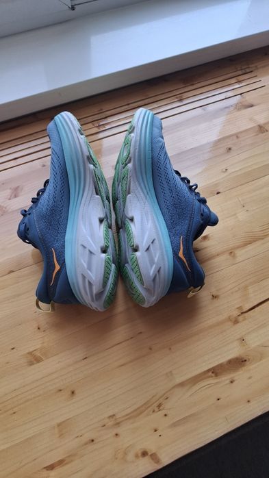 Hoka Bondi 8, mărimea 44,5