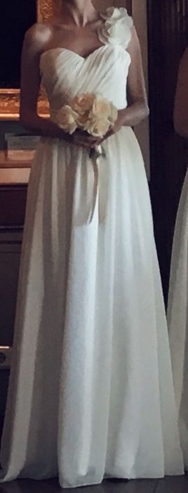 Бална/Сватбена/Шаферска рокля в цвят Екрю