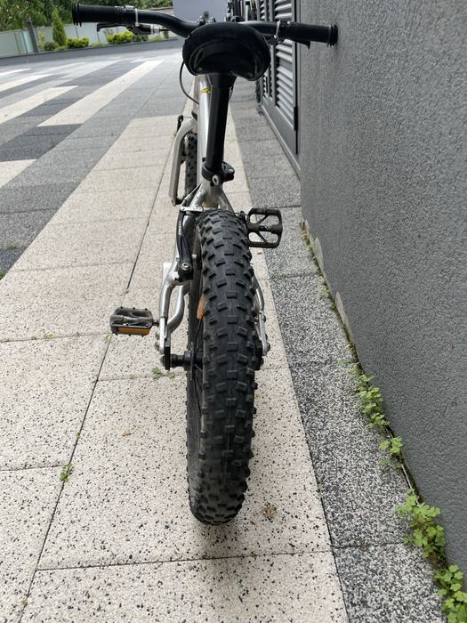 Early rider seeker 16