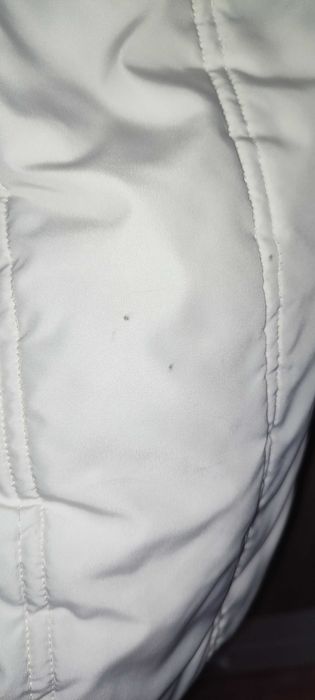 Бяло преходно яке