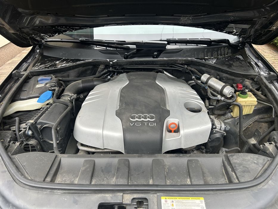 Audi Q7 , an 2012 in stare perfecta de functinare