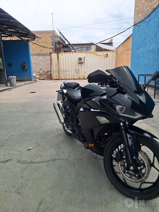 Yamaxa 400cc. r 3 Sotiladi