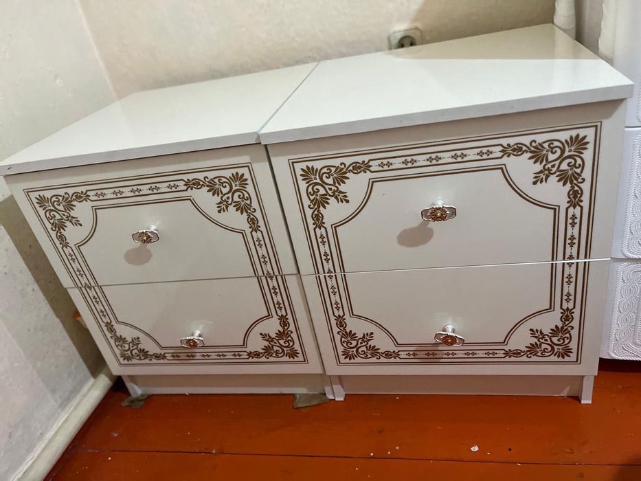 Спальный гарнитур