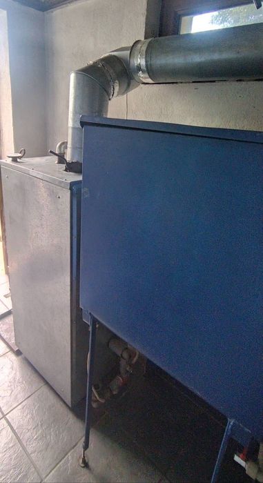 Продавам котел на пелети