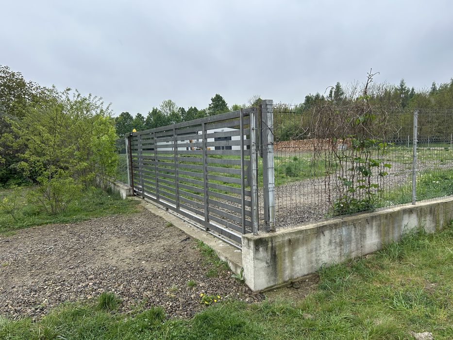 Hala de vanzare in Vicovu de Jos !!!