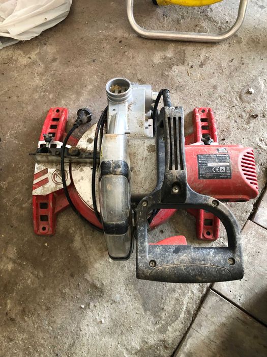НАСТОЛEН Потапящ Циркуляр Einhell TH-MS 2112