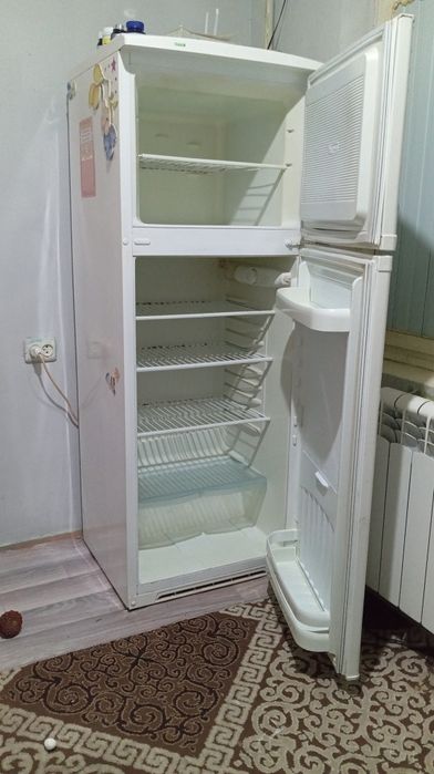 Холодильник хороший