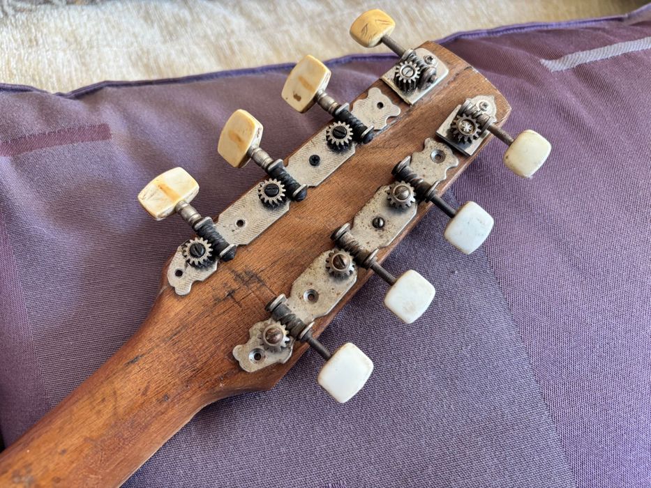 Стара българска тамбура