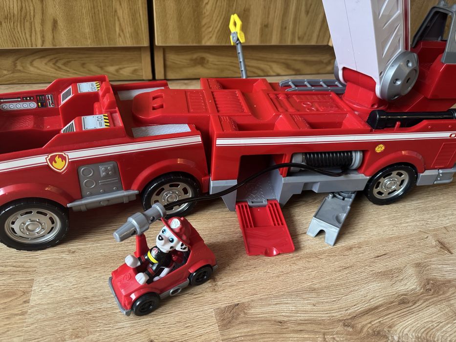Camion  pompieri Paw Patrol XXL - extensibil, cu lu