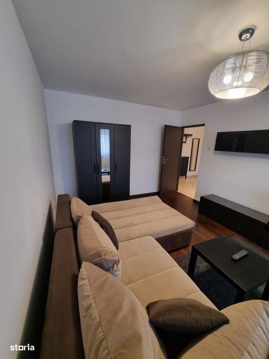 2 Camere Aviatiei