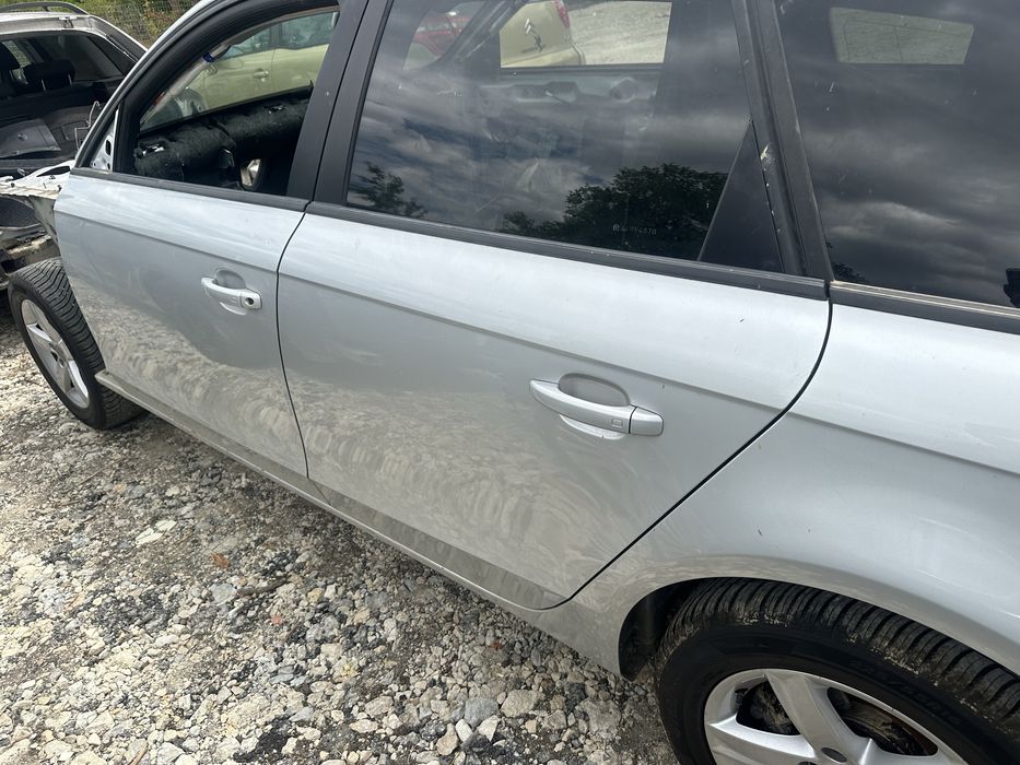 Врата/Врати леви за Ауди А4 В8 комби!