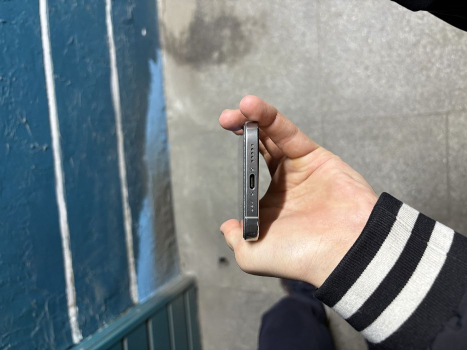 Iphone 16 pro 256 гб