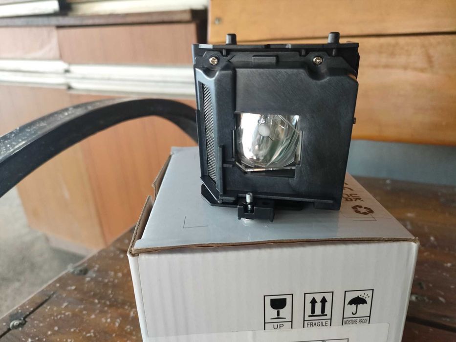 Лампа для проектора