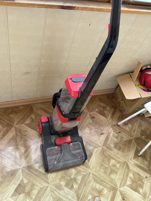 Продам пылесос моющий