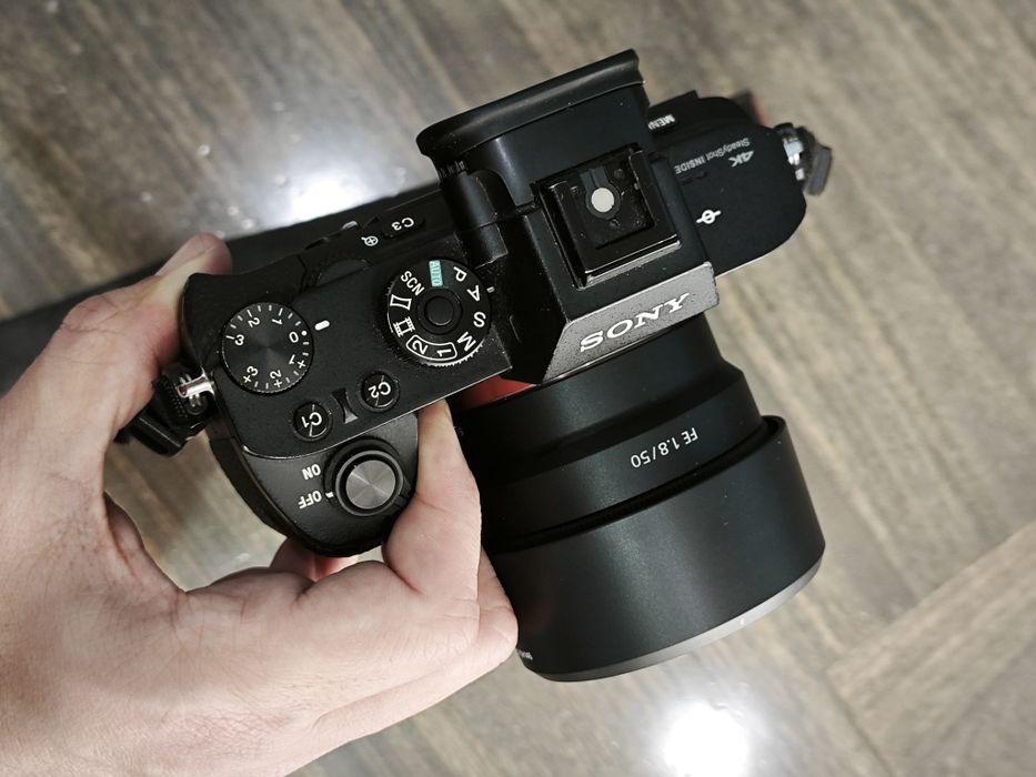 Sony A7R II + Sony 50mm f1.8