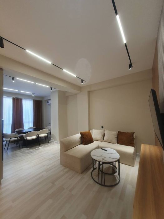 Продается 3х ком кв-ра, ЖК Prestige Gardens, ор-р: Южный вокзал, 82м²