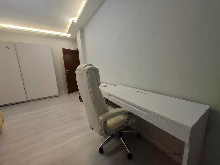 Дава се под наем Тристаен апартамент в Варна, Автогара - 90 кв.м за 747.66 € - Снимка #12