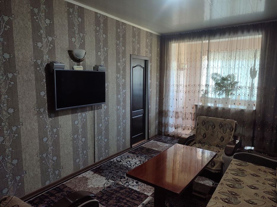 Чиланзар -11 квартал 3-х комнатная