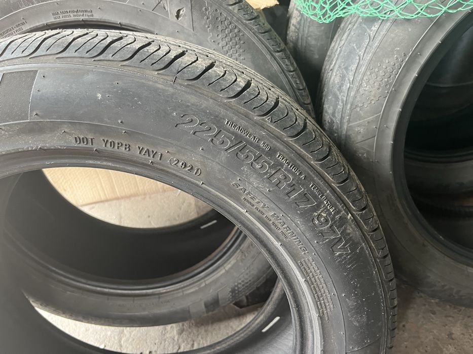 Продам летние резины 17 радиуса