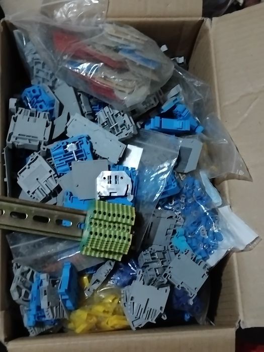 Cuti tablouri ,doze cuti electrica