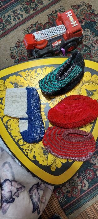 Вязаные тапочки ,следки, продаю