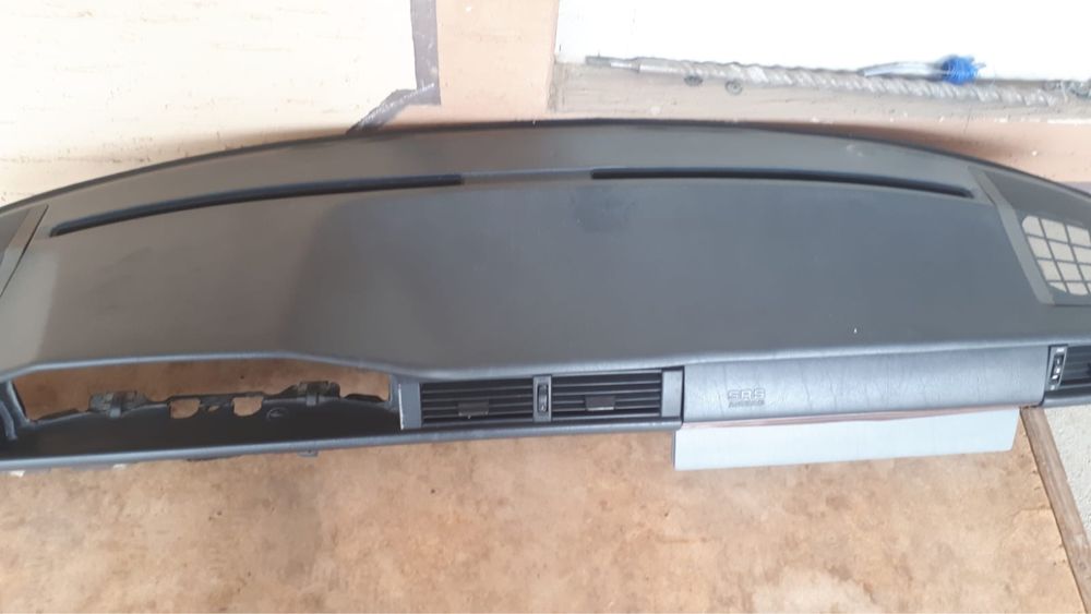 мерс 124 панель...