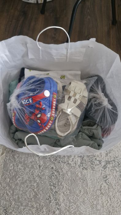 Продам детские вещи