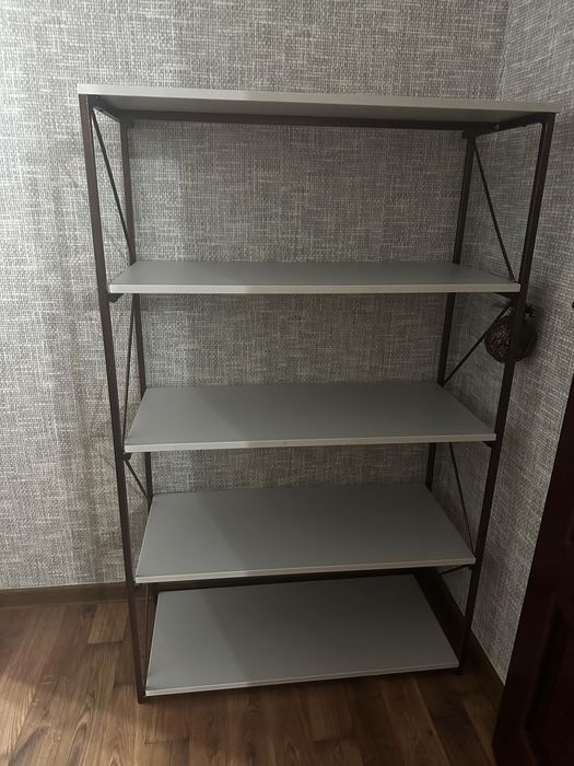 Продается Книжная полка