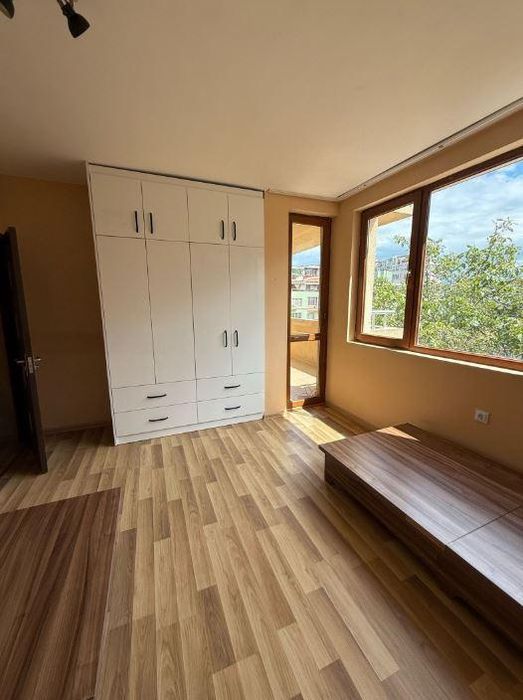 Продава се Тристаен апартамент в Варна, Левски - 79 кв.м за 2450 €/кв.м - Снимка #1