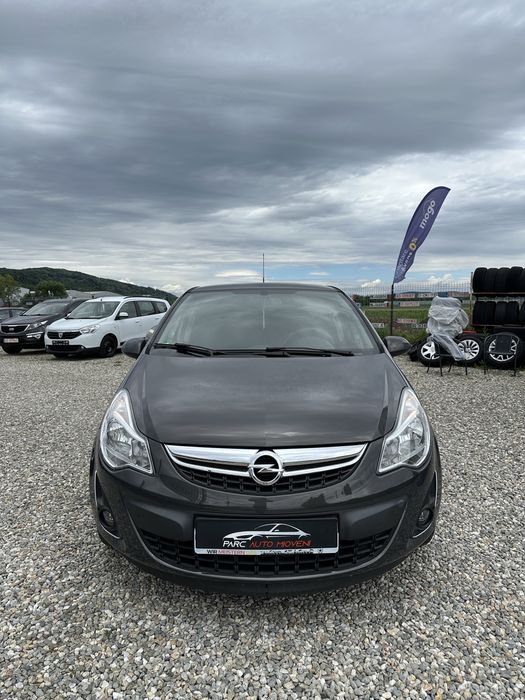 Opel Corsa 2014 1,3 dirsel 70000 km