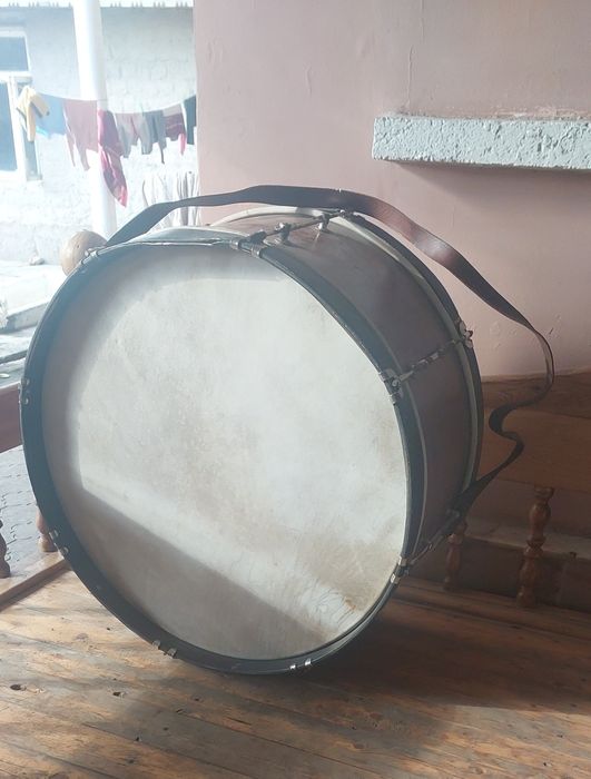 Катта Барабан ишлайди ертилмаган тешилмаган