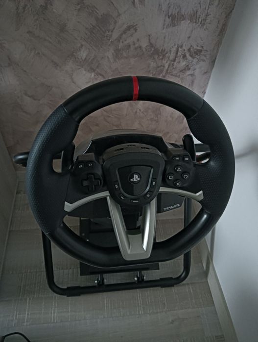 Vând volan gaming PlayStation sau PC model Hory Apex cu suport