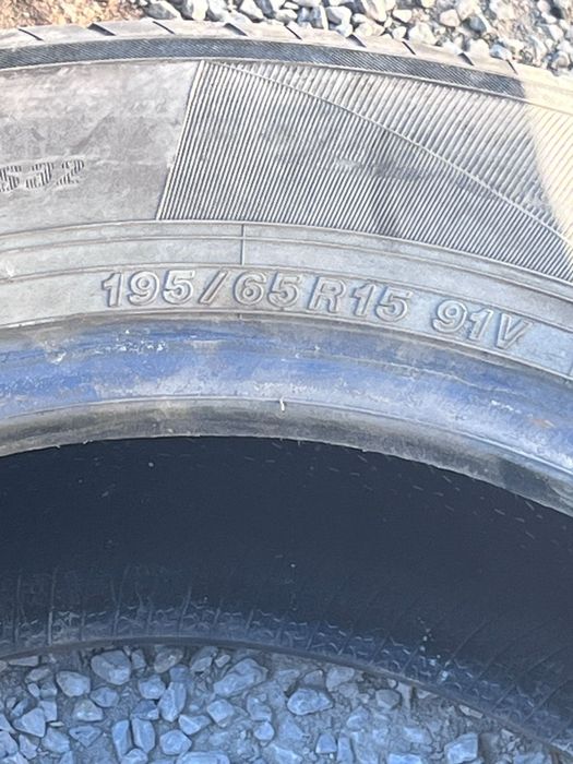 Продам ШИНЫ YOKOHAMA 195/65/15