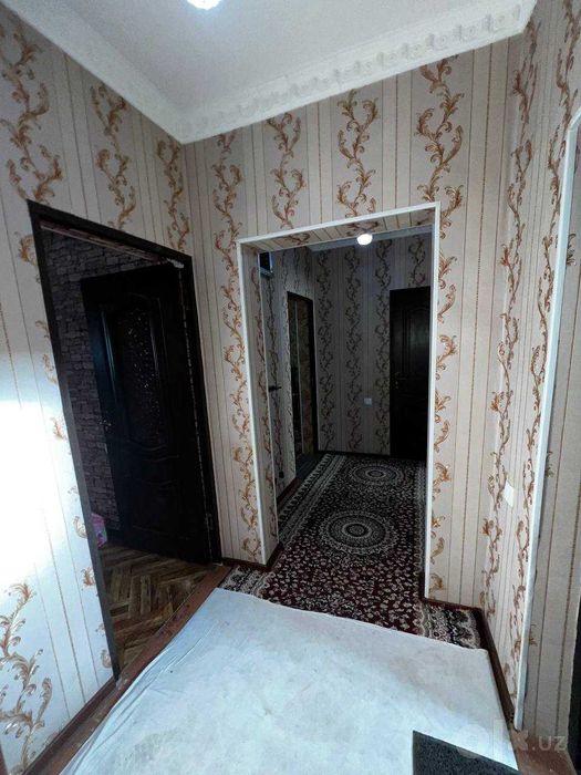 Uy sotiladi 3 xonali Qoraqamish