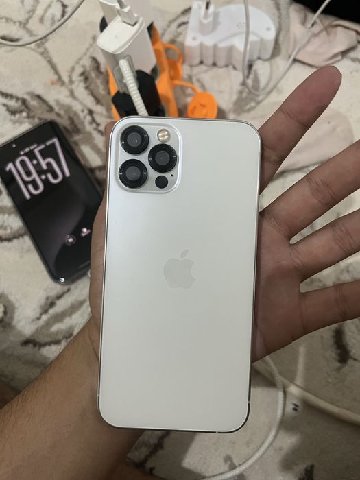IPHONE 12 PRO продается